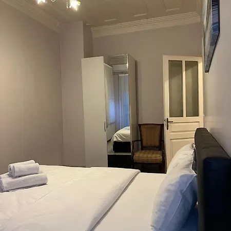 Apartment Demirtas Palace